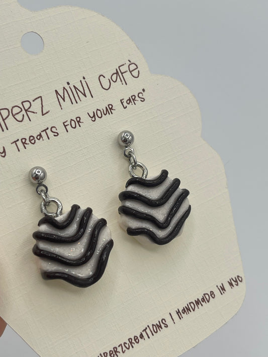 🍰 Zebra Cake Earrings