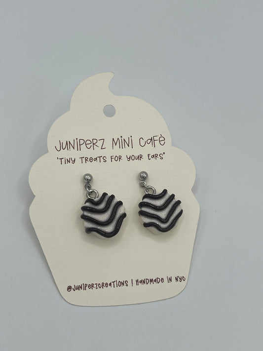 🍰 Zebra Cake Earrings