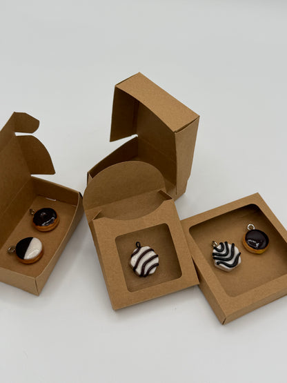 🍰 Zebra Cake Charms